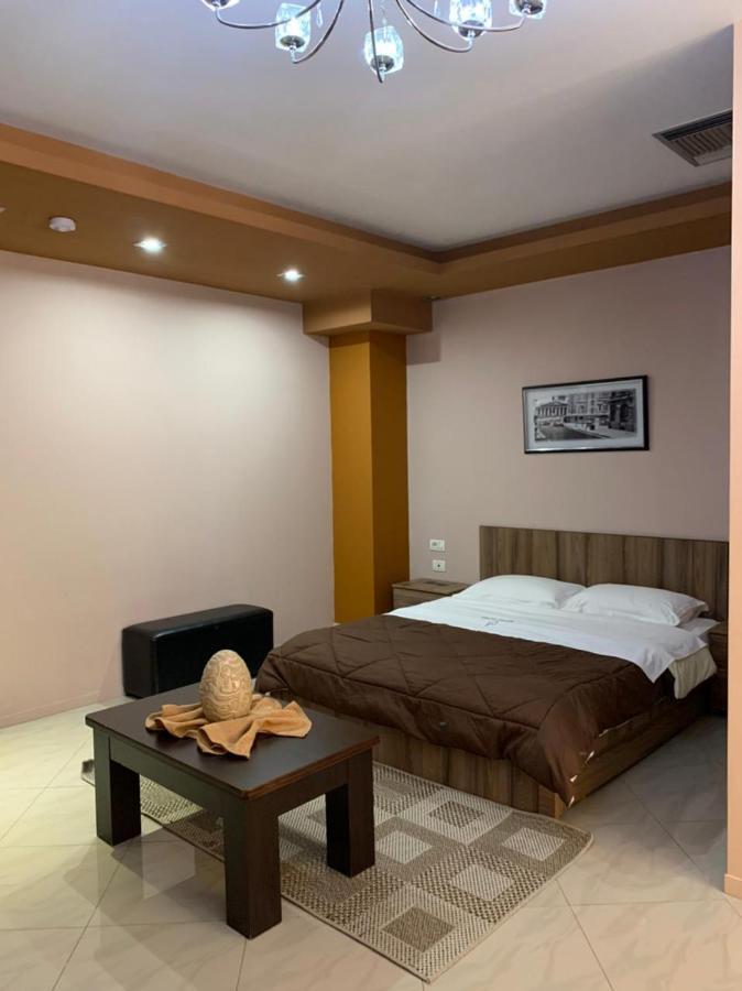 Hotel Alysa Korce Extérieur photo
