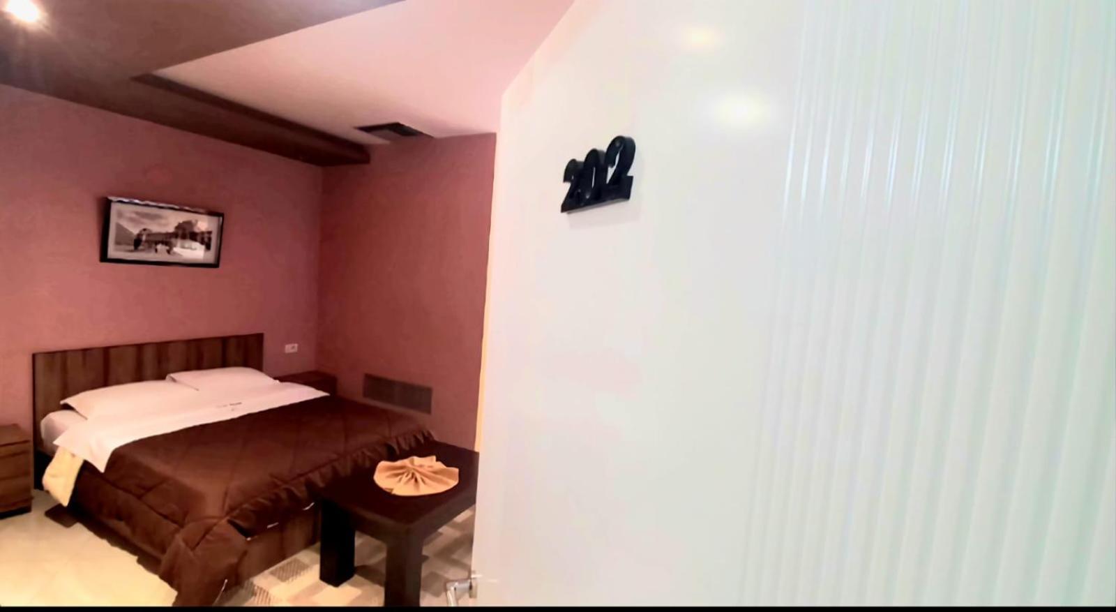 Hotel Alysa Korce Extérieur photo